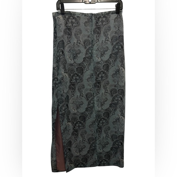 Chic Black and Gray Women's Maxi Skirt - Picture 1 of 4